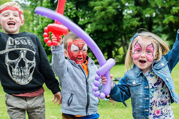 Balloon Modeller Carrigaline and East Cork